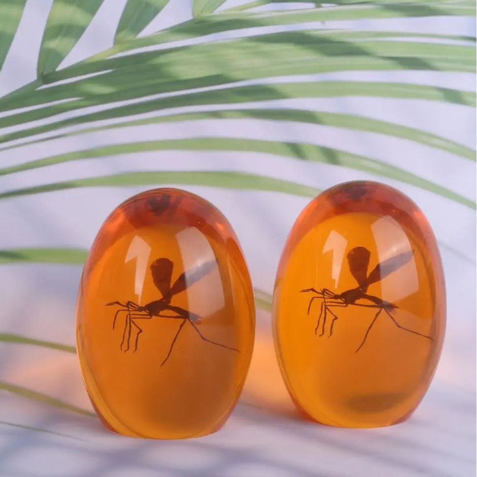 ArtZ® Amber Wing Paperweight Ornament Paperweight Ornament