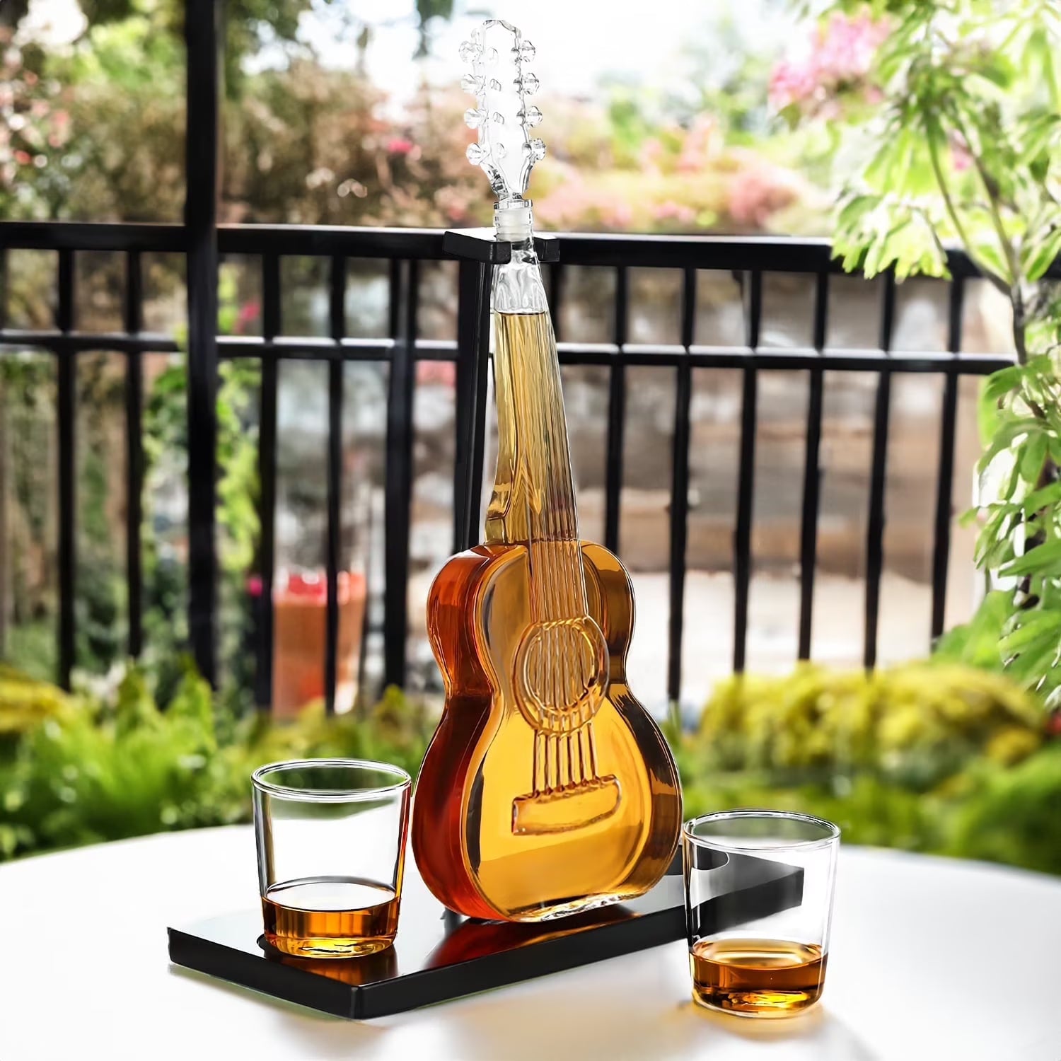 ArtZ® Rock ’n Pour Guitar Decanter Set Guitar Decanter Set