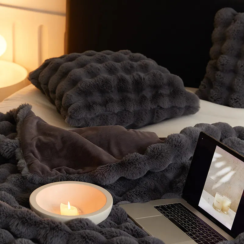 ArtZ® Rabbit Faux-Fur Nordic Blanket Throw