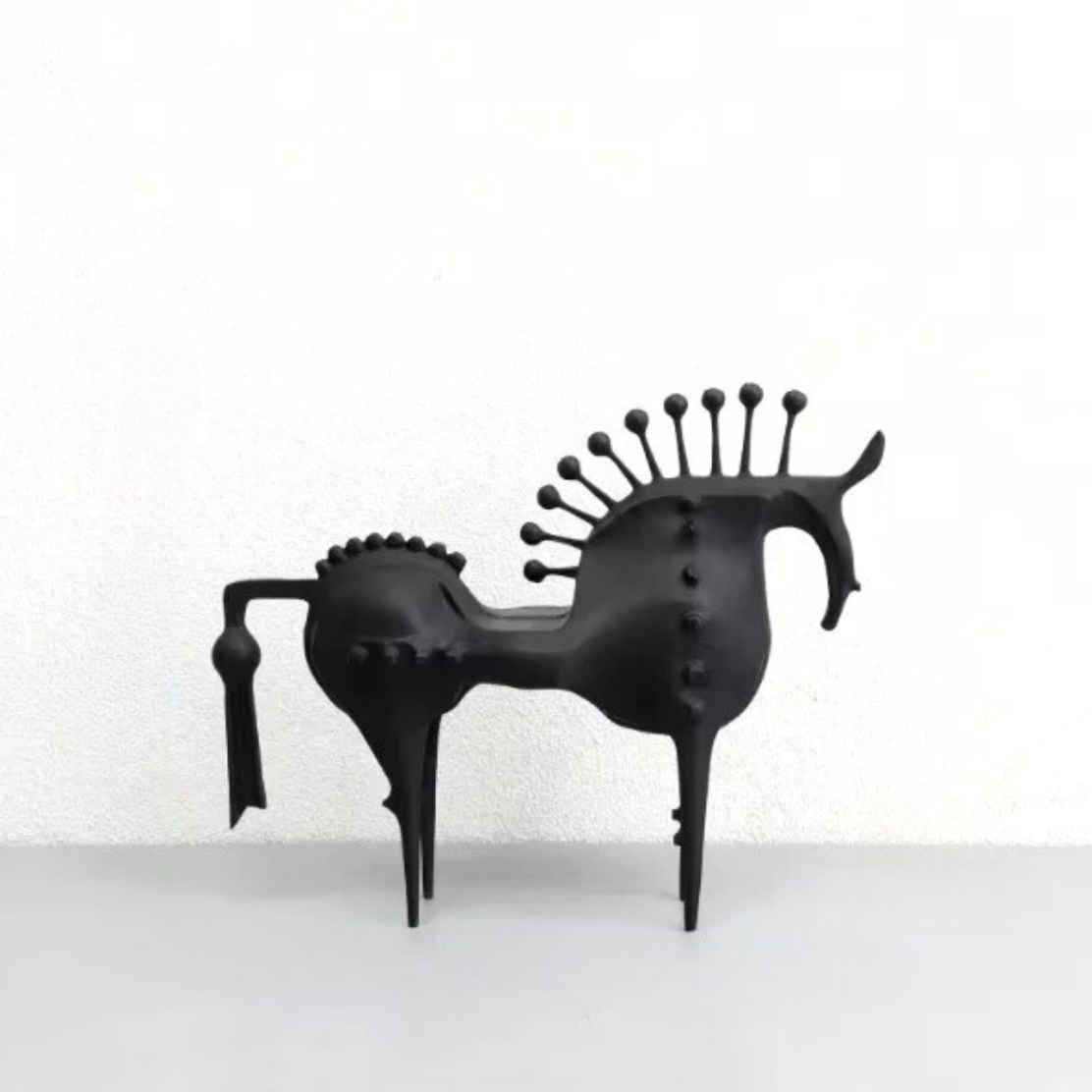 ArtZ® 抽象的な馬の金属彫刻 – ArtZMiami ArtZ® 抽象的な馬の金属彫刻 – ArtZMiami