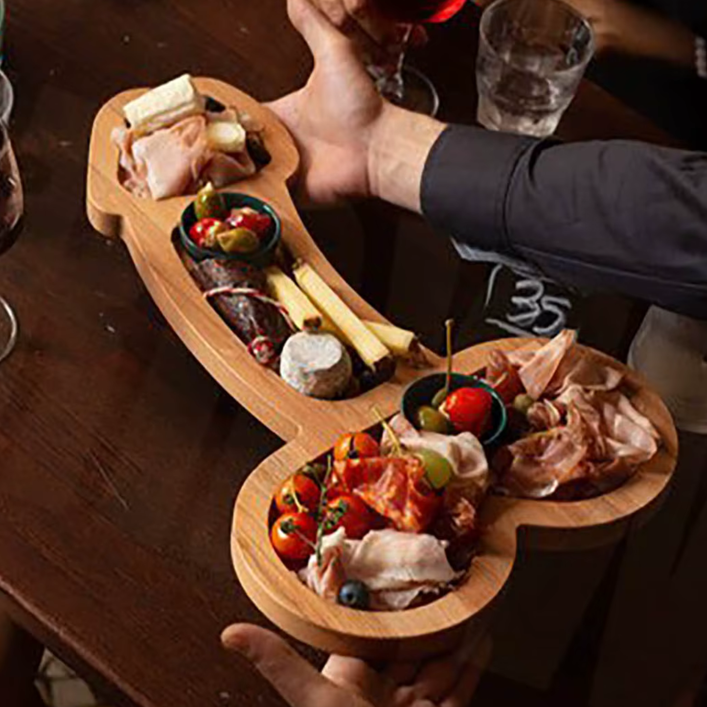 ArtZ® Spitting Cobra Charcuterie Board Spitting Cobra Charcuterie Board Large Length 15.7 inch (40 cm)