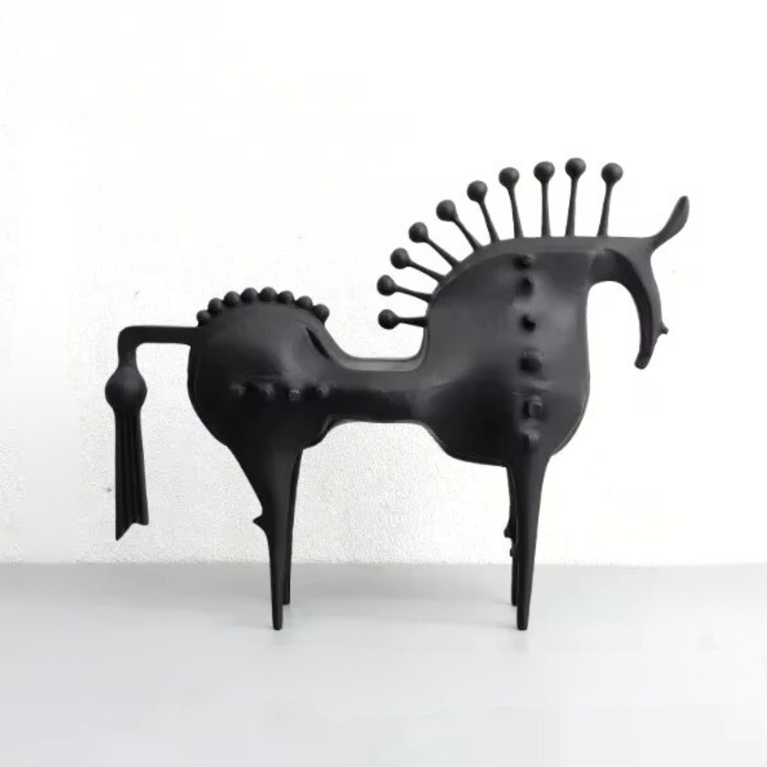 ArtZ® 抽象的な馬の金属彫刻 – ArtZMiami ArtZ® 抽象的な馬の金属彫刻 – ArtZMiami