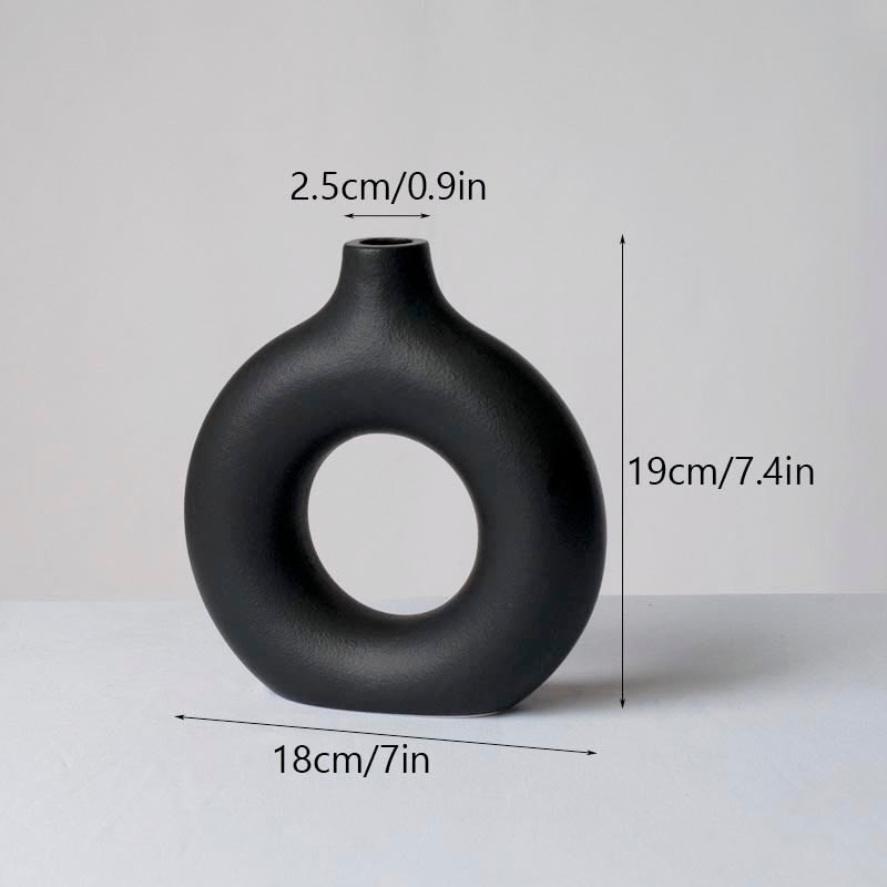 ArtZ® Hollow Ceramic Vase - Splentify