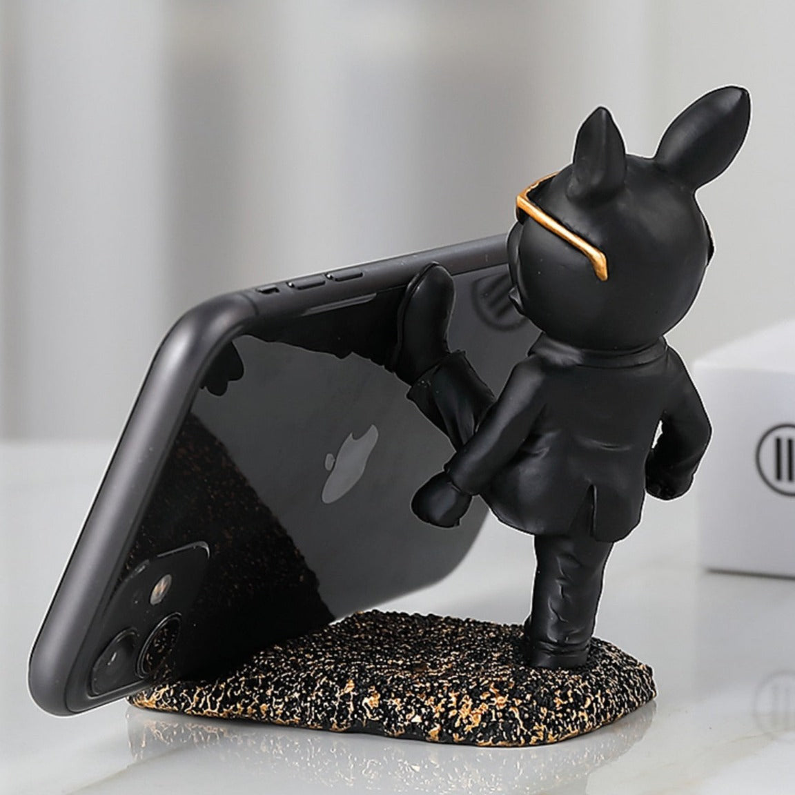 ArtZ® Kung Fu Bulldog Mobile Phone Stand - ArtZMiami